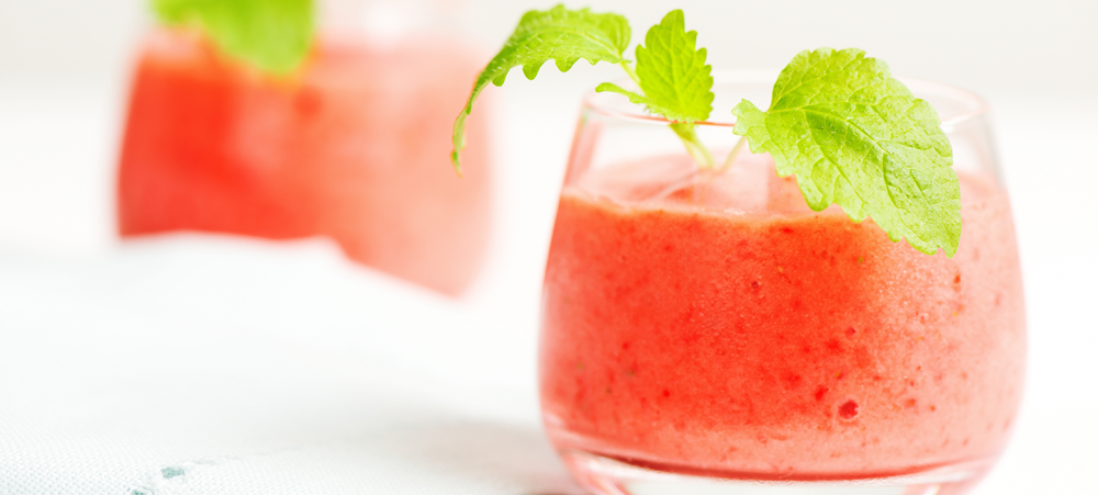 Jordgubb & Vanilj Mojito-Smoothie